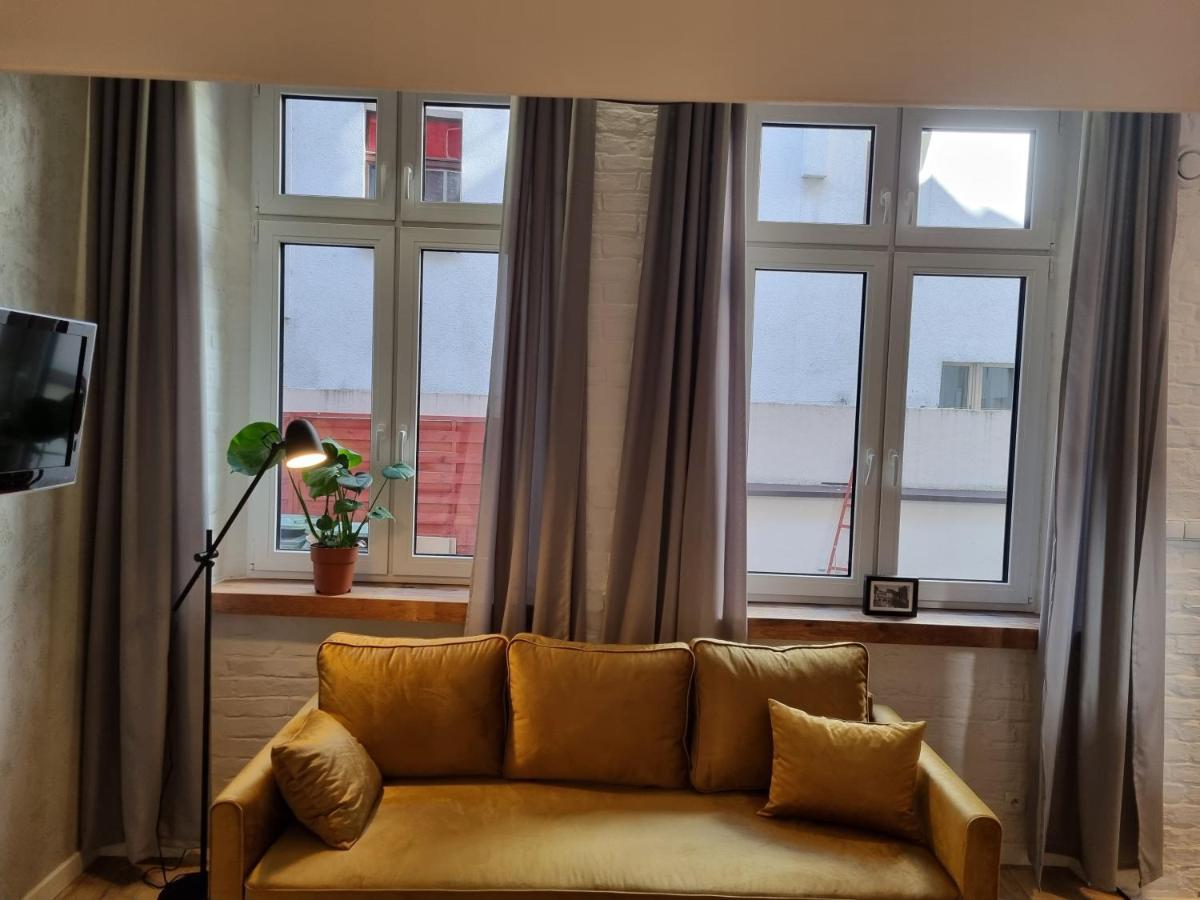 Honeymoon & Air-Conditioning! Torun Bagian luar foto