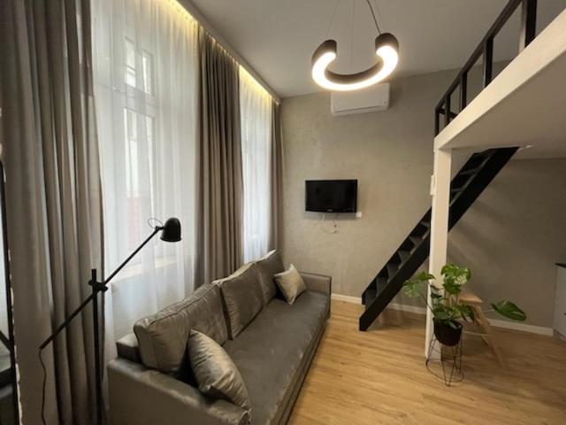 Honeymoon & Air-Conditioning! Torun Bagian luar foto