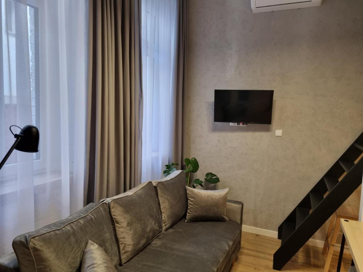 Honeymoon & Air-Conditioning! Torun Bagian luar foto